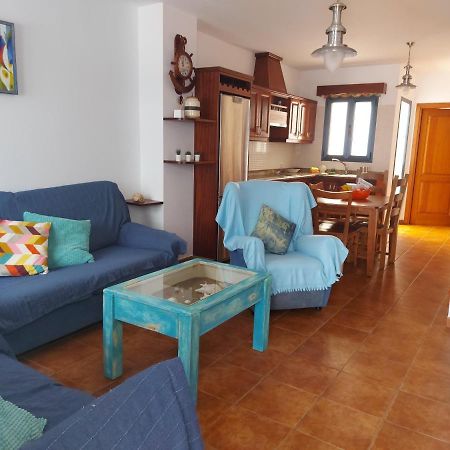 Casa La Caleta Lägenhet Famara Exteriör bild