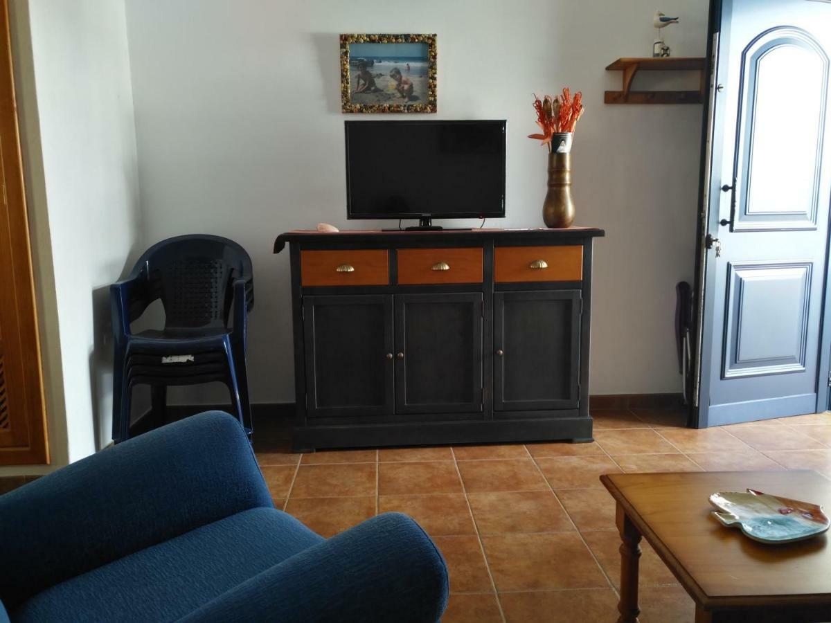 Casa La Caleta Lägenhet Famara Exteriör bild